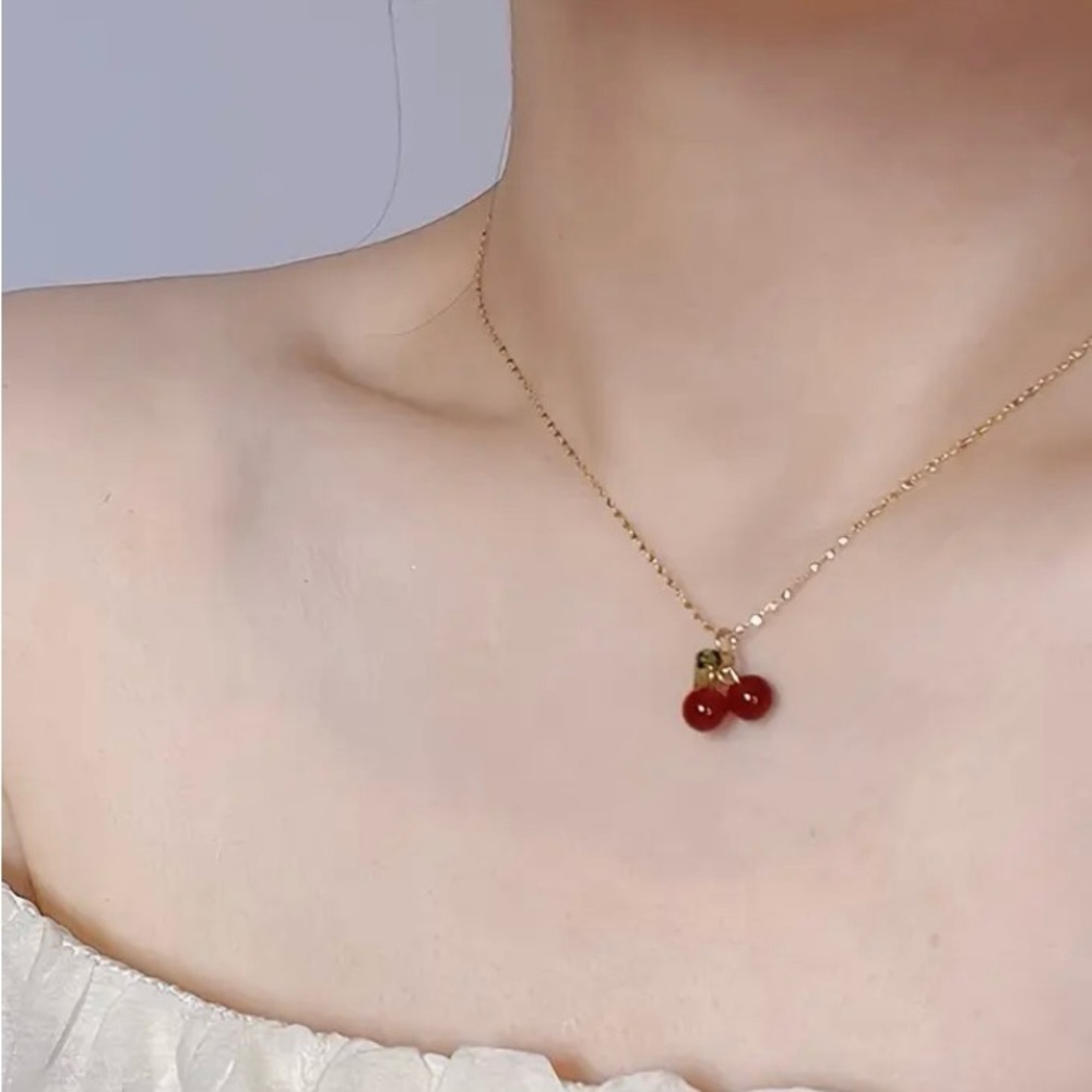 Gold Fashion Cherry Pendant Necklace - Picture 5 of 7